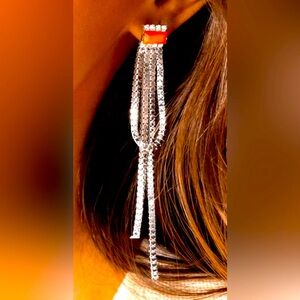 🔥🟧🔥 BEAUTIFUL❗️PAPARAZZI “CLASSY CURVES” ORANGE EARRINGS❗️ 🔥🟧🔥